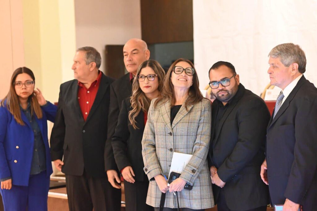 Futuro tecnológico en marcha: Diputada Leticia Ortega respalda el talento juvenil en Chihuahua