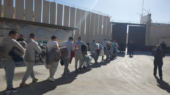 Reubican a 357 reos en el CERESO No. 3 para combatir la sobrepoblación