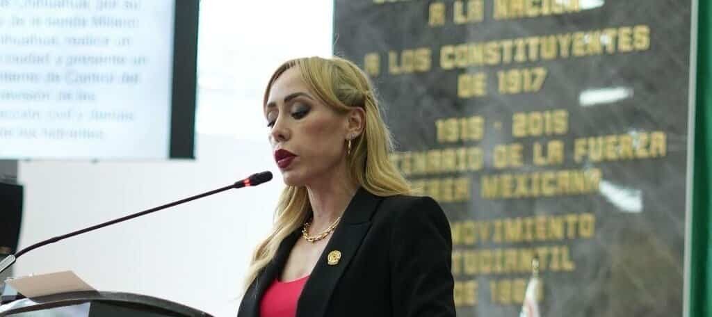 Brenda Ríos presenta iniciativa para reconocer el heroísmo de los bomberos de Chihuahua
