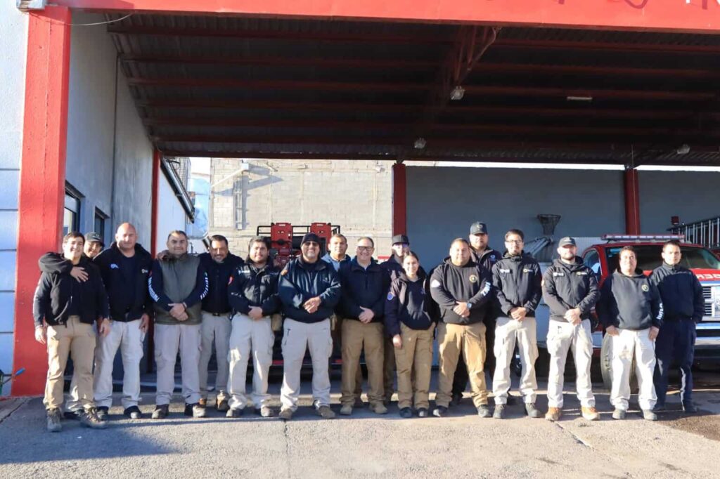 Cuauhtémoc envía ayuda a brigadistas que combaten incendios en Guerrero