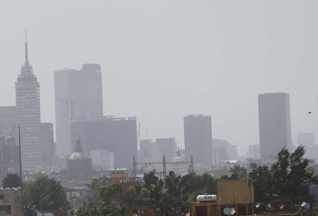 Prevalece la contingencia ambiental en el Valle de México