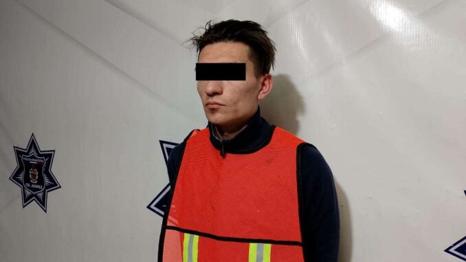 Lo detienen con una escopeta R15 y una pistola 9 mm en la Fidel Velázquez