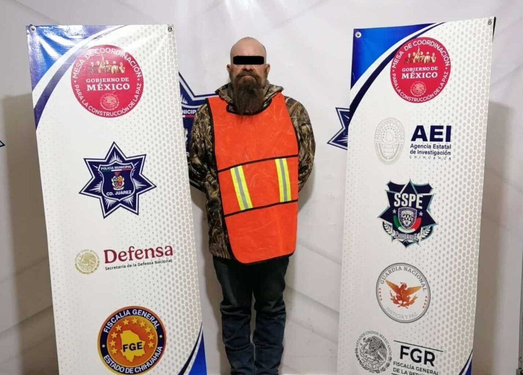 Detienen en Finca Bonita a hombre con orden de aprehensión vigente