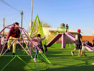 Entrega alcalde Bonilla parque recién remodelado a vecinos de la colonia Arturo Gámiz