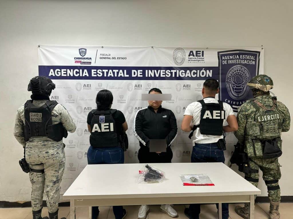 Detiene AEI a sujeto en posesión de arma de fuego y marihuana en Cd. Juárez