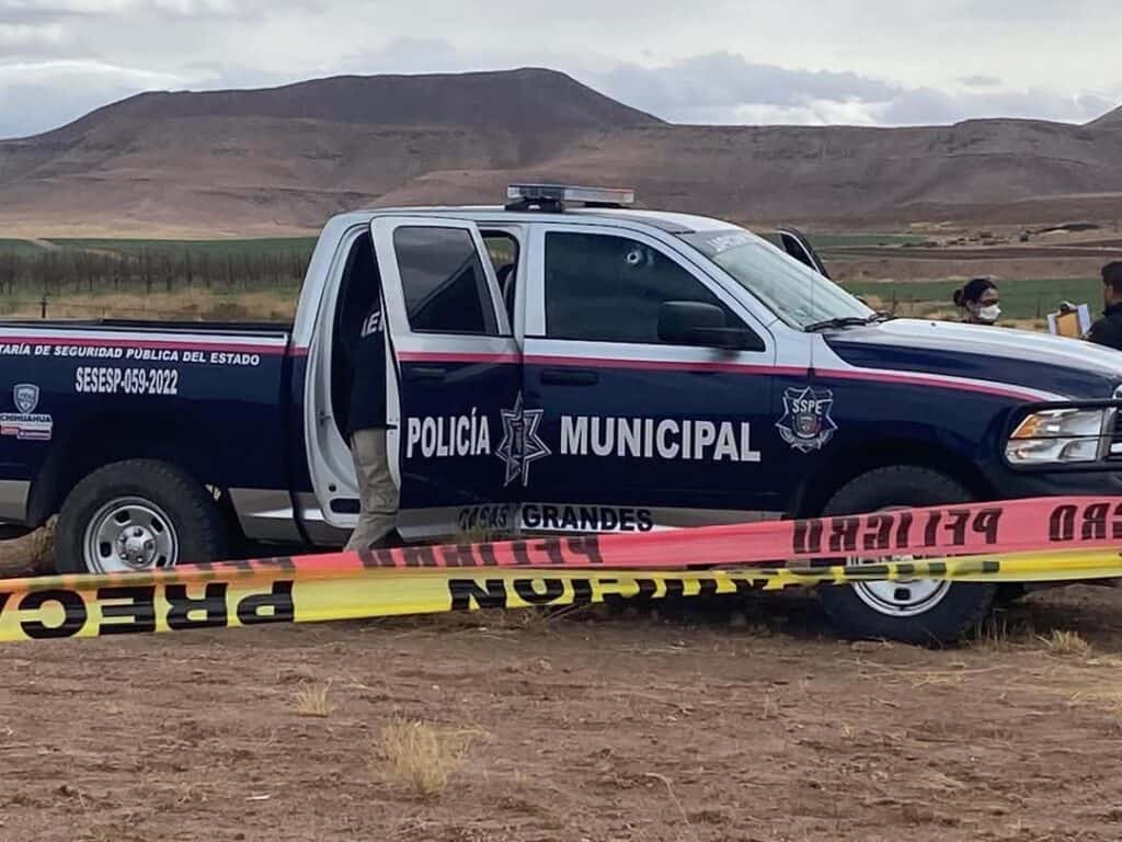 Investiga FGE hechos en donde falleció policía municipal en la carretera Casas Grandes –  Mata Ortiz