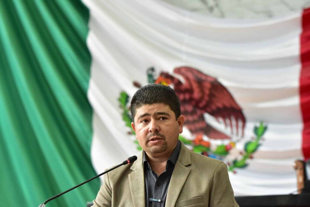 Impulsa Saúl Mireles reconocimiento legal a comunidad menonita en Chihuahua