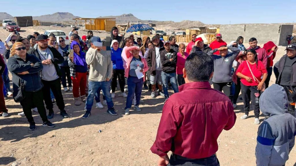 Entrega Asentamientos Humanos cartas de asignación en La Conquista