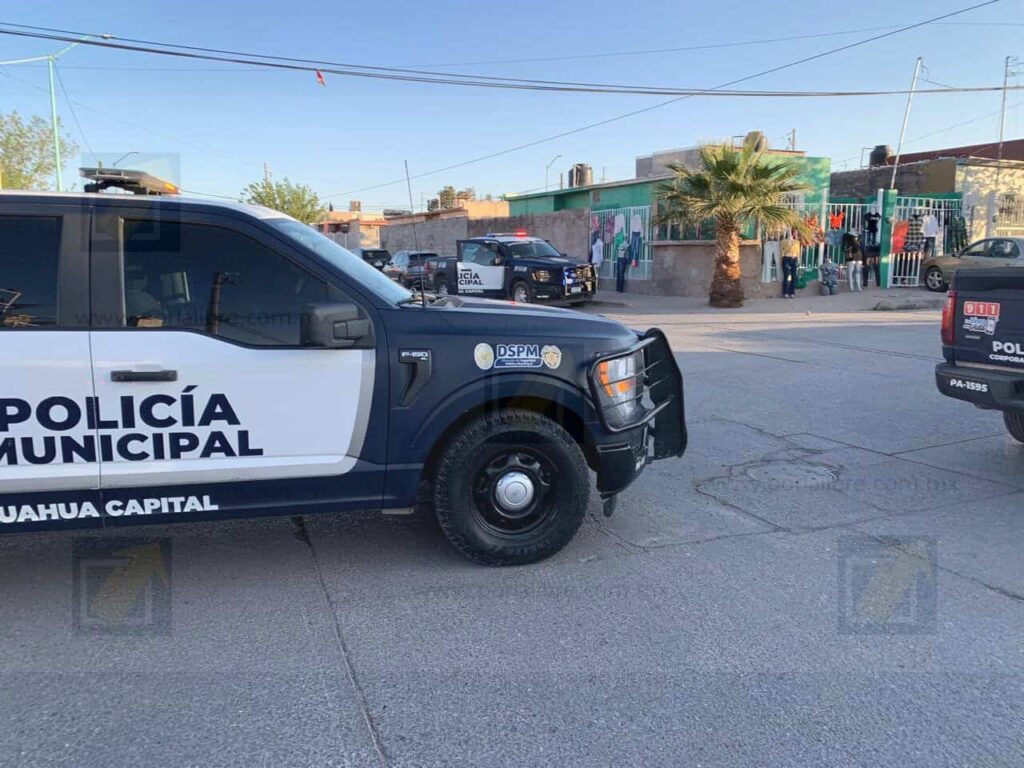 Mujer resulta herida con machete tras conflicto vial en Los Portales