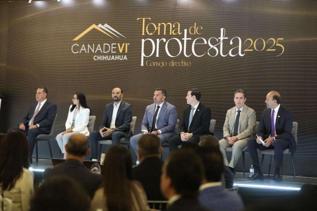 Ratifica alcalde compromiso con CANADEVI