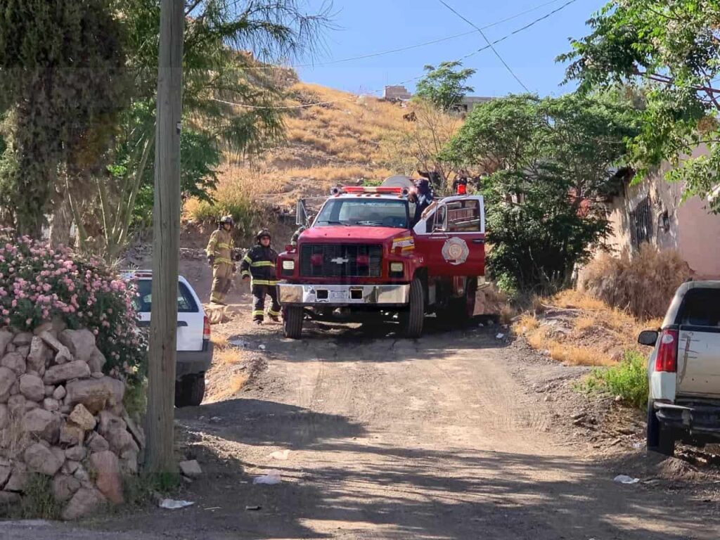 Se incendia domicilio abandonado en la colonia San Rafael