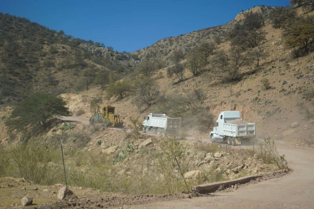 Rehabilita Gobierno Municipal camino al Parque Nacional Cumbres de Majalca