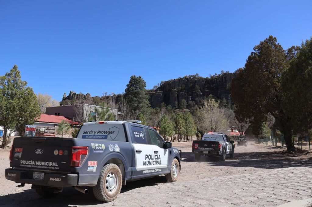 Refuerzan Policía Municipal y Bomberos vigilancia en Majalca y áreas de recreo