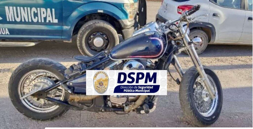 Recuperan policías municipales 3 motocicletas robadas; detienen a dos