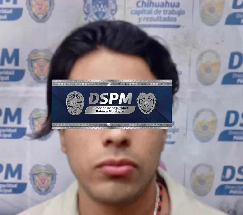 Aseguran en bar a joven con 15 envoltorios de cocaína 