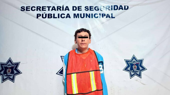 Lo detienen por robarse una motocicleta y atacar a golpes al dueño