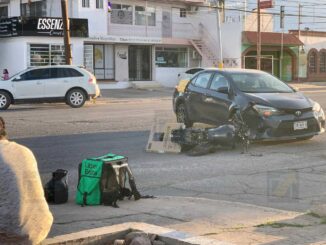 Le cortan el paso a repartidor de plataforma en cruce de San Felipe