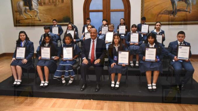 Entregan nombramientos al Gabinete Infantil 2025