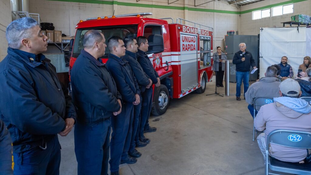 Entregan 3 unidades vehiculares a Bomberos de Cuauhtémoc