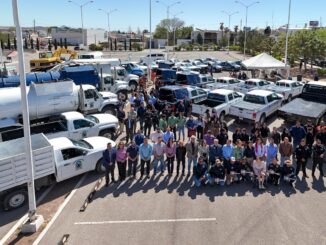 Entregan vehículos para recolección de basura, seguridad pública y diversas áreas municipales