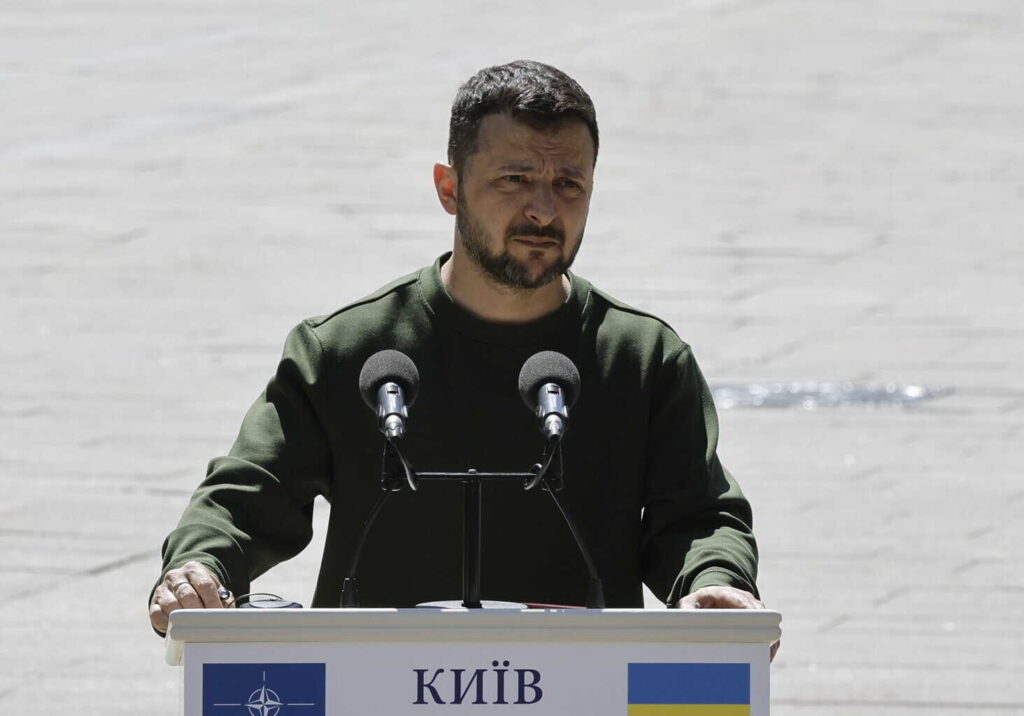 Zelenski considera inútil la tregua de tres días anunciada por Moscú en torno al 9 de mayo