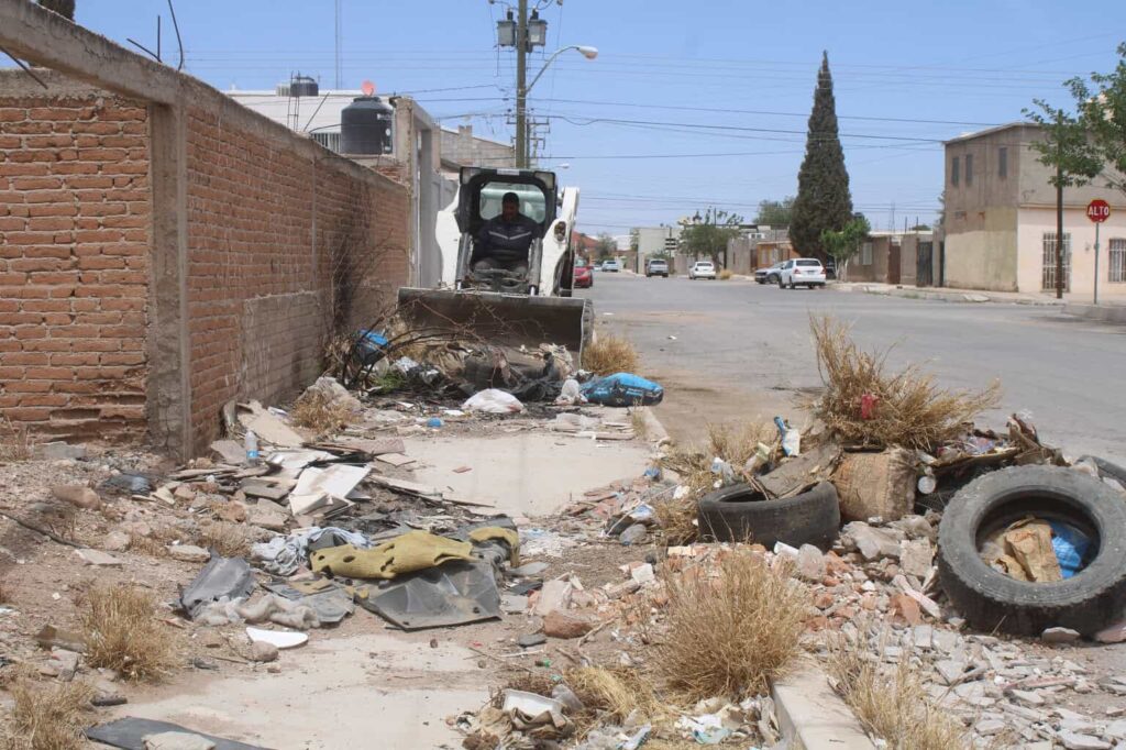 Retiró municipio más de mil toneladas de basura de terrenos y tiraderos clandestinos durante abril