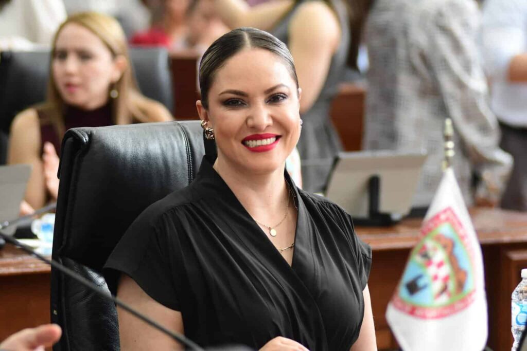 Destaca Yesenia Reyes avances en gestión para el Hospital de NCG