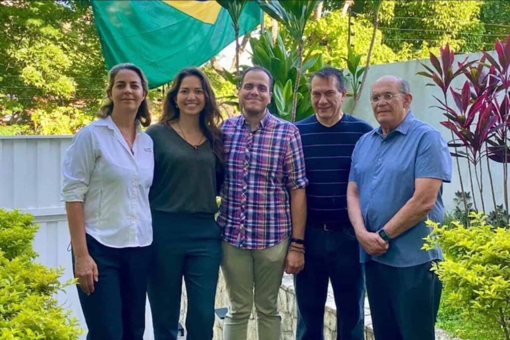 Sheinbaum evita pronunciarse sobre “rescate” de asilados en embajada argentina en Caracas