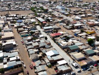 Beto Pérez entrega nuevas pavimentaciones en la colonia Emiliano Zapata