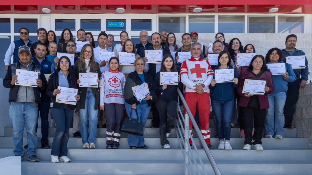 Empleados municipales toman curso “Primer respondiente”, de Cruz Roja