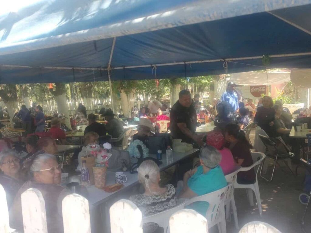 Ofrecen taller de autoestima para personas mayores en Las Arcadas