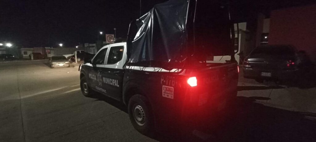 Detienen a dos hombres en operativo conjunto: uno con droga y otro por alterar el orden