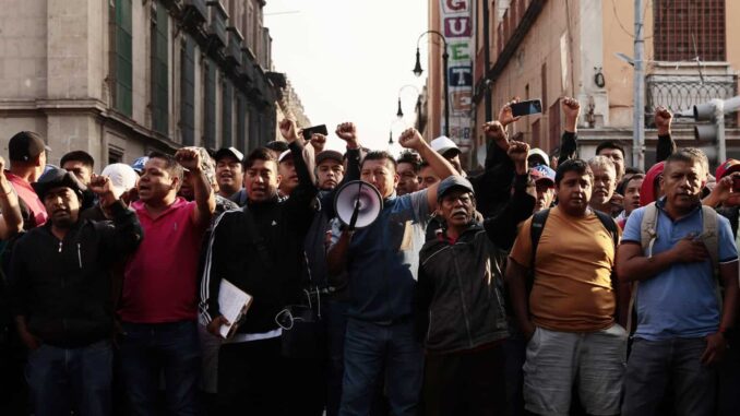 CNTE insiste en su exigencia de aumento salarial