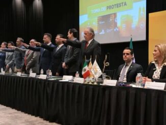 Acompaña Maru en toma de protesta de nueva Mesa Directiva del Consejo Coordinador Empresarial de Chihuahua