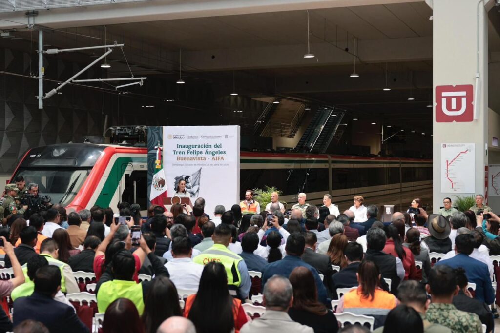 Inauguran tren que conectará Buenavista con el AIFA