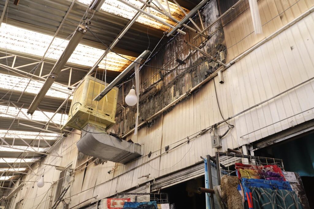 Incendio en El Pasito deja 8 locales con daños