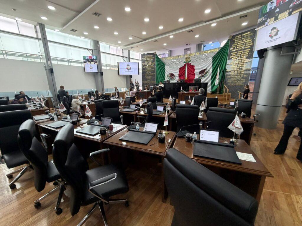 PAN abandona sesión para evitar debate sobre Maru Campos y presunta operación irregular en Chihuahua