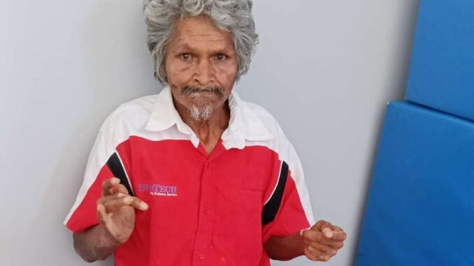 Solicitan apoyo para ubicar a familia de hombre de 70 años encontrado en la Morelos II