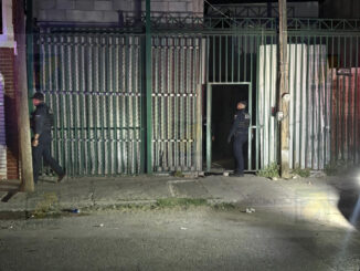 Riña entre intoxicados termina en ataque con arma blanca en pleno centro