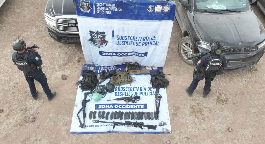 Aseguran armamento y vehículos tras enfrentamiento a la altura de la caseta Cuauhtémoc 