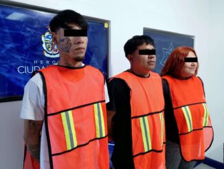 Detienen a tres por robar a una persona en el área del Pronaf
