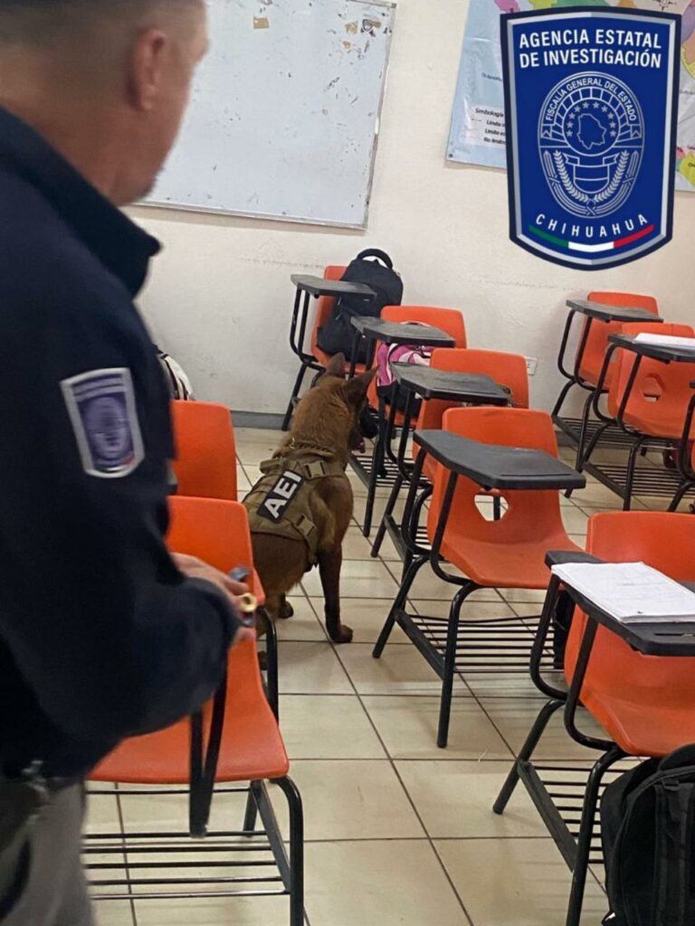 Continúa GOECHI realizando “Operativo Mochila” en planteles de Parral