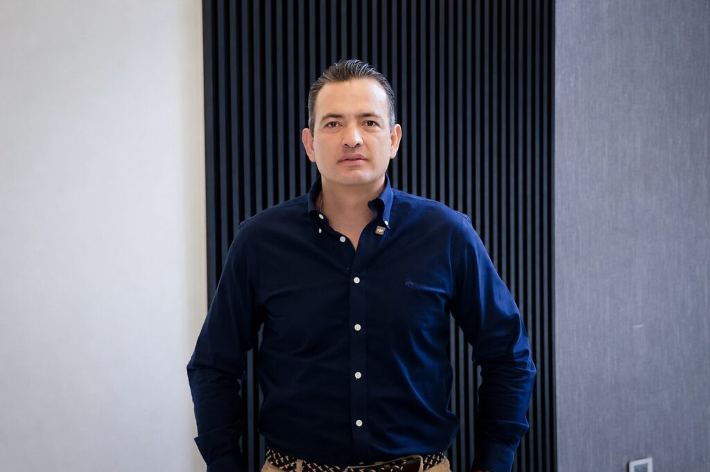 Respalda Marco Bonilla a Maru Campos tras citatorio de la FGR y acusa persecución política