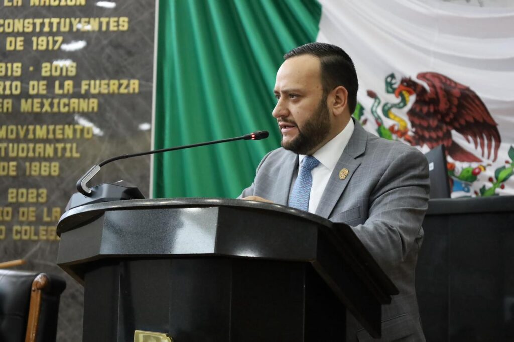 “Morena utiliza instituciones para perseguir opositores y construir un régimen autoritario”: Arturo Medina respalda a Maru ante intimidación de la FGR