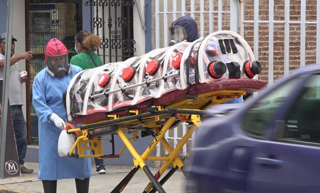 México, preparado ante la menor sospecha de ébola: Dr Kershenobich