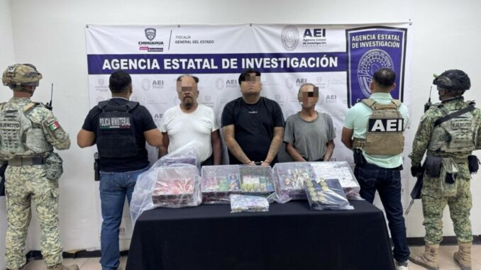 Asegura Centro de Operaciones Estratégicas más de 150 cigarros electrónicos con sustancias ilegales y detuvieron a tres masculinos