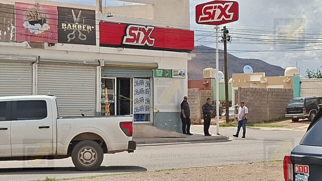 Ejecutan a balazos a un joven frente a un expendio en la colonia Vistas del Norte