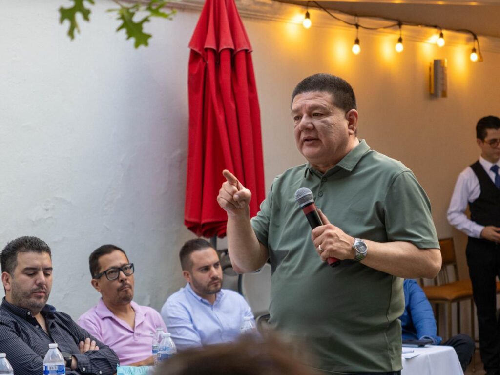 César Jáuregui Moreno reactiva su agenda de reuniones con grupos de la sociedad