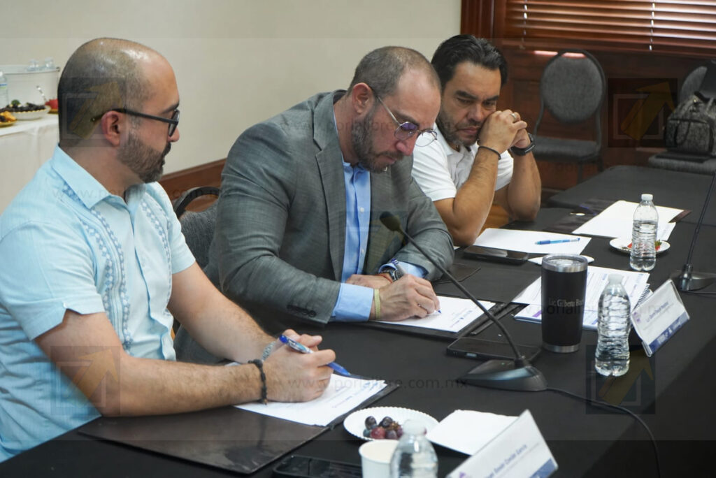 Instala Secretaría de Salud el Comité Estatal de Partería