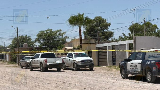 Adulto mayor es localizado sin vida en porche de vivienda en Villa Juárez